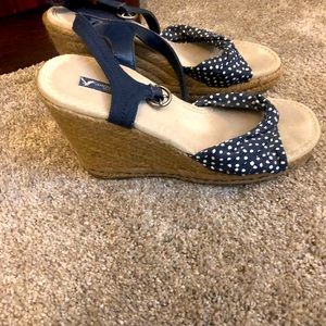 American Eagle Navy Polka Dot Wedges